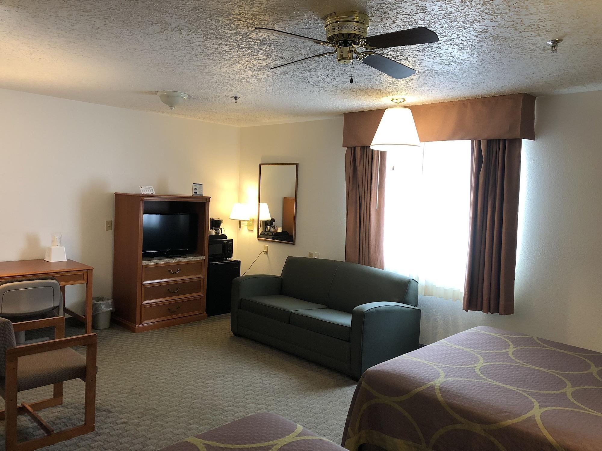 Super 8 By Wyndham Price Motel Kültér fotó