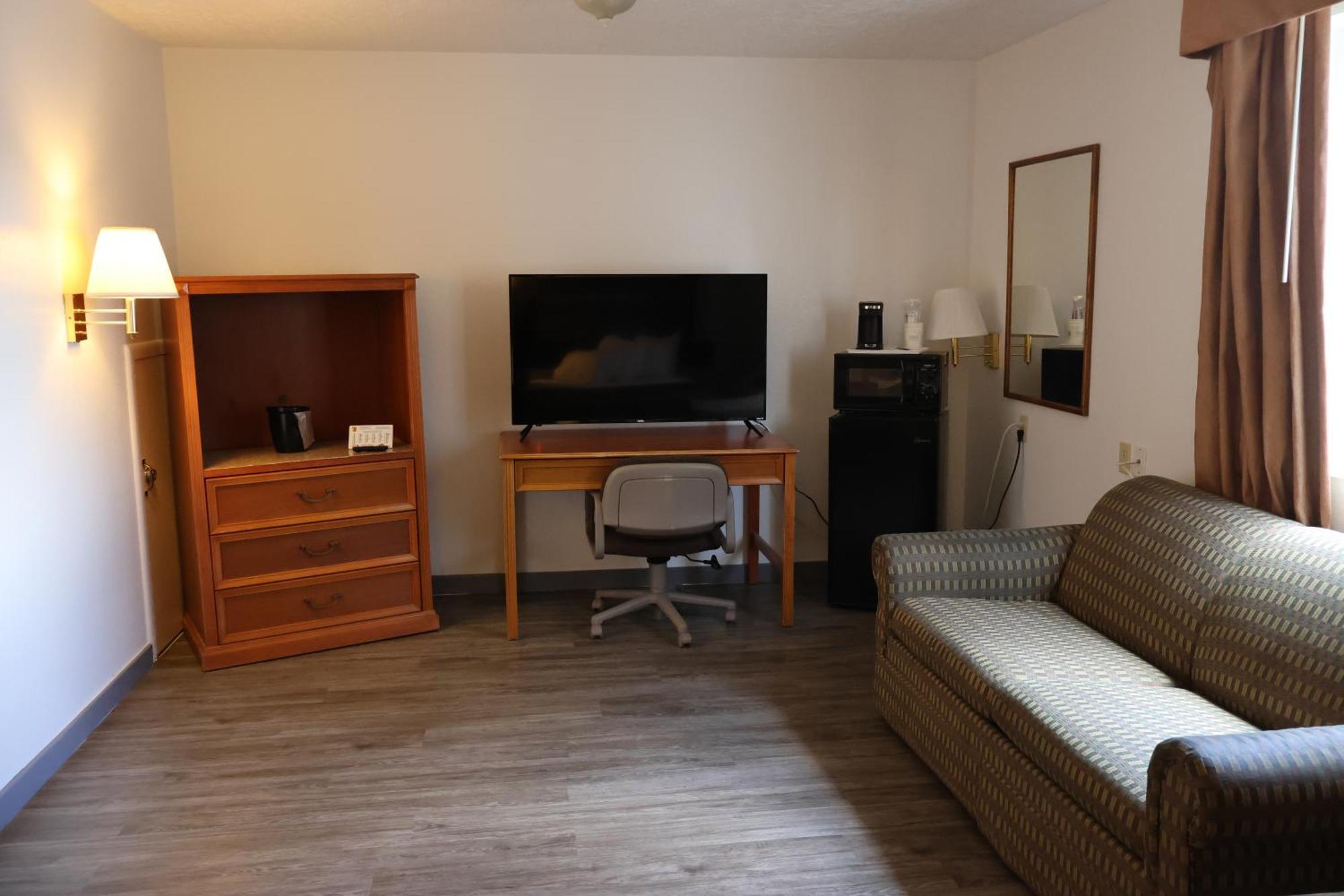 Super 8 By Wyndham Price Motel Kültér fotó